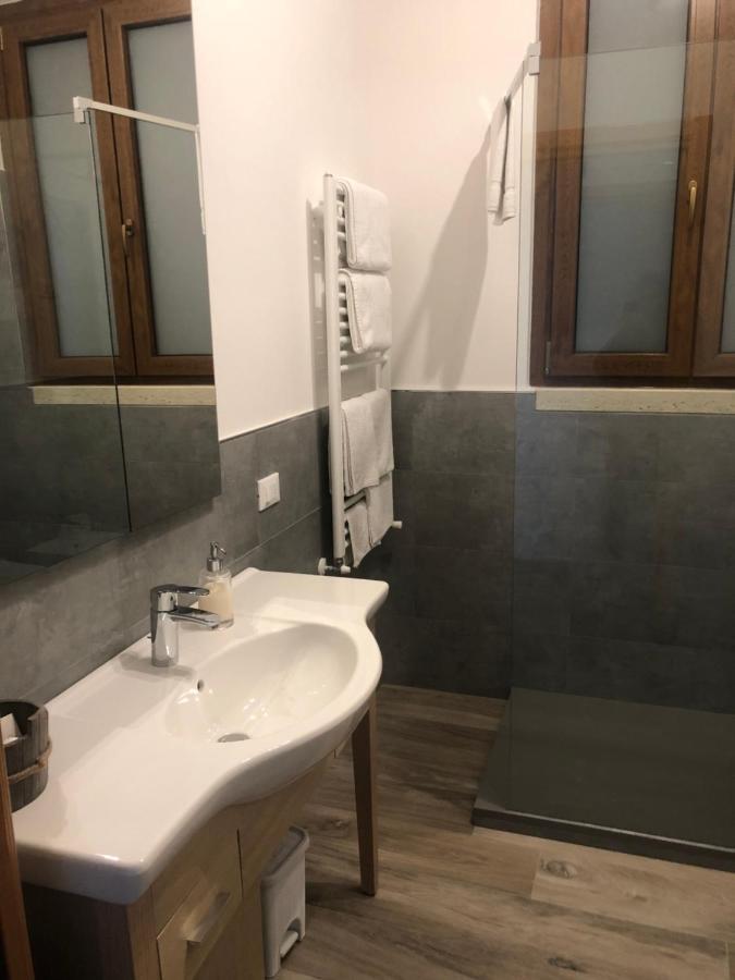 Relax & Emozioni Rooms 발레지오술민쵸 외부 사진