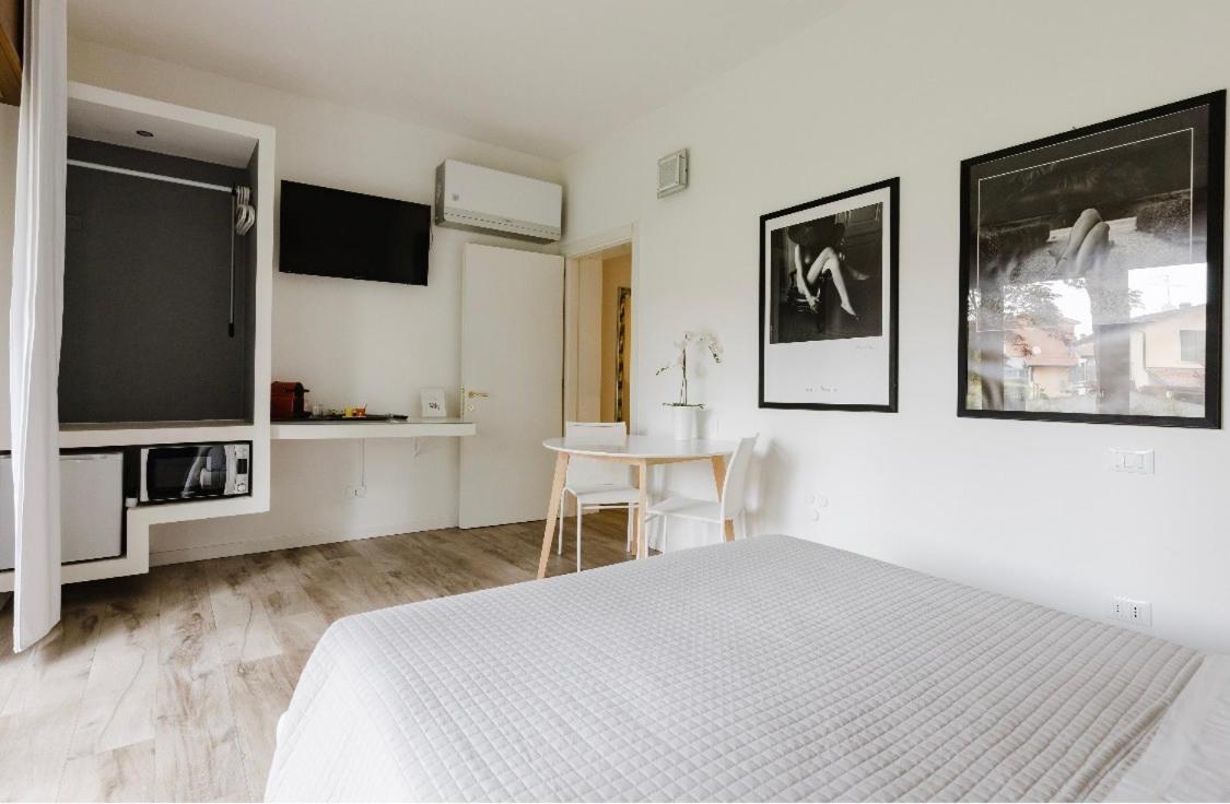 Relax & Emozioni Rooms 발레지오술민쵸 외부 사진