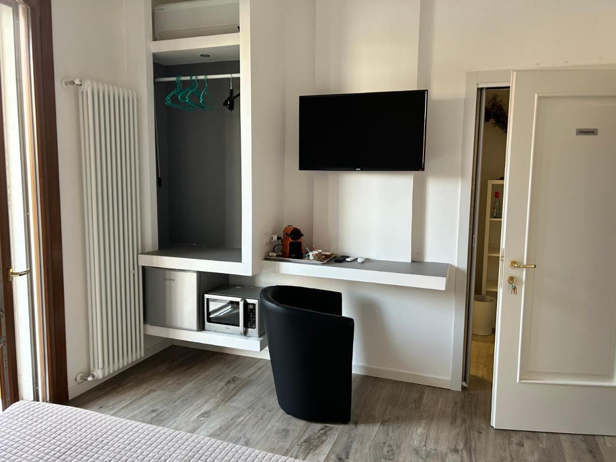 Relax & Emozioni Rooms 발레지오술민쵸 외부 사진